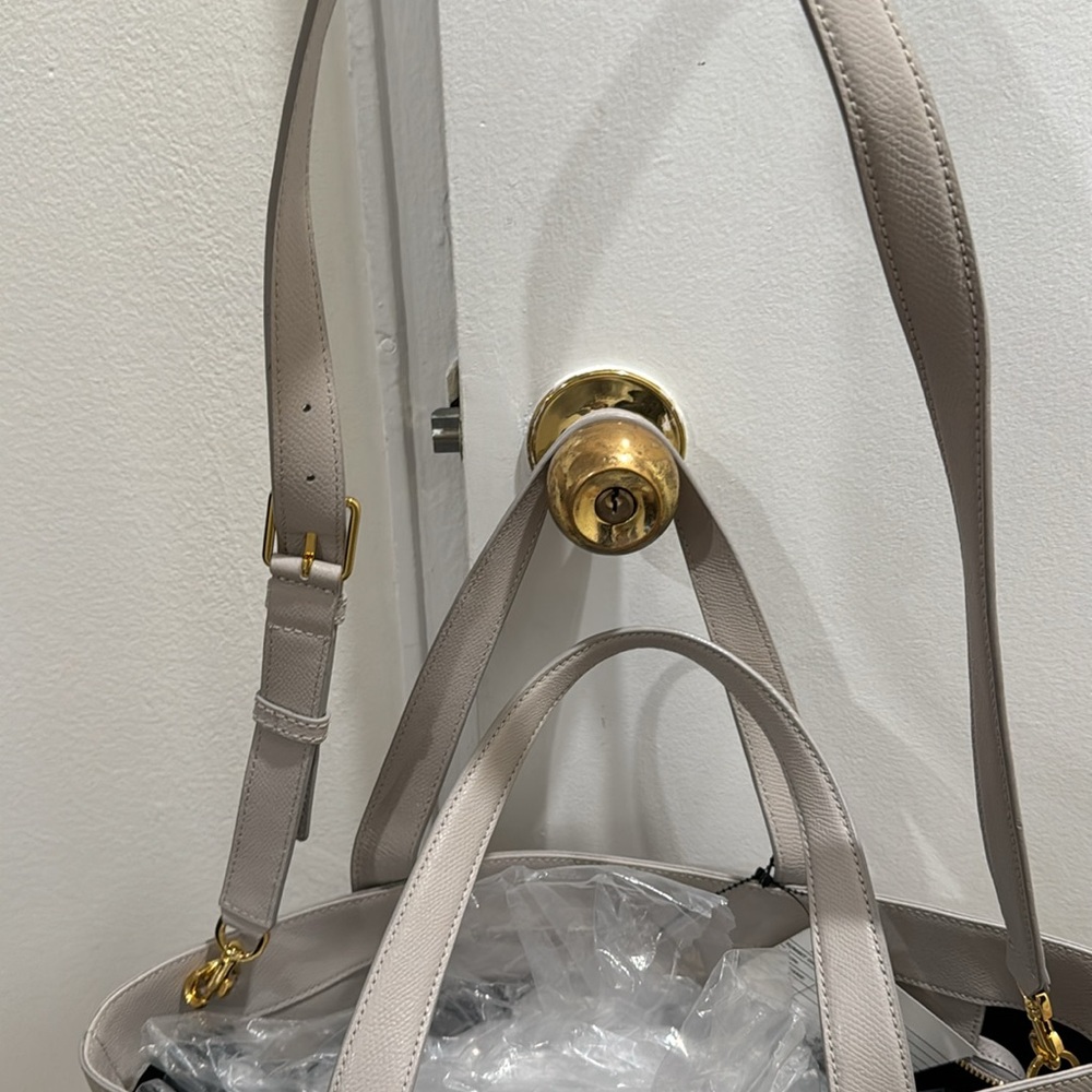 NWOT Veronica Beard Goody Grand Bag - Picture 3 of 6